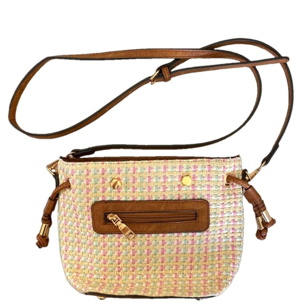 Jen & Co. Bag Woven Straw Magnetic Snap/Sinch Closure Slip Pockets OS.
